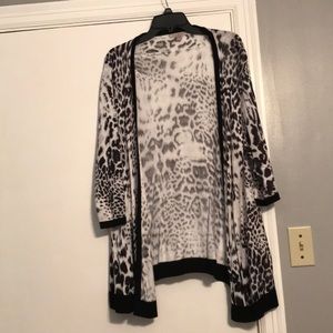 Roz & Ali animal print cardigan